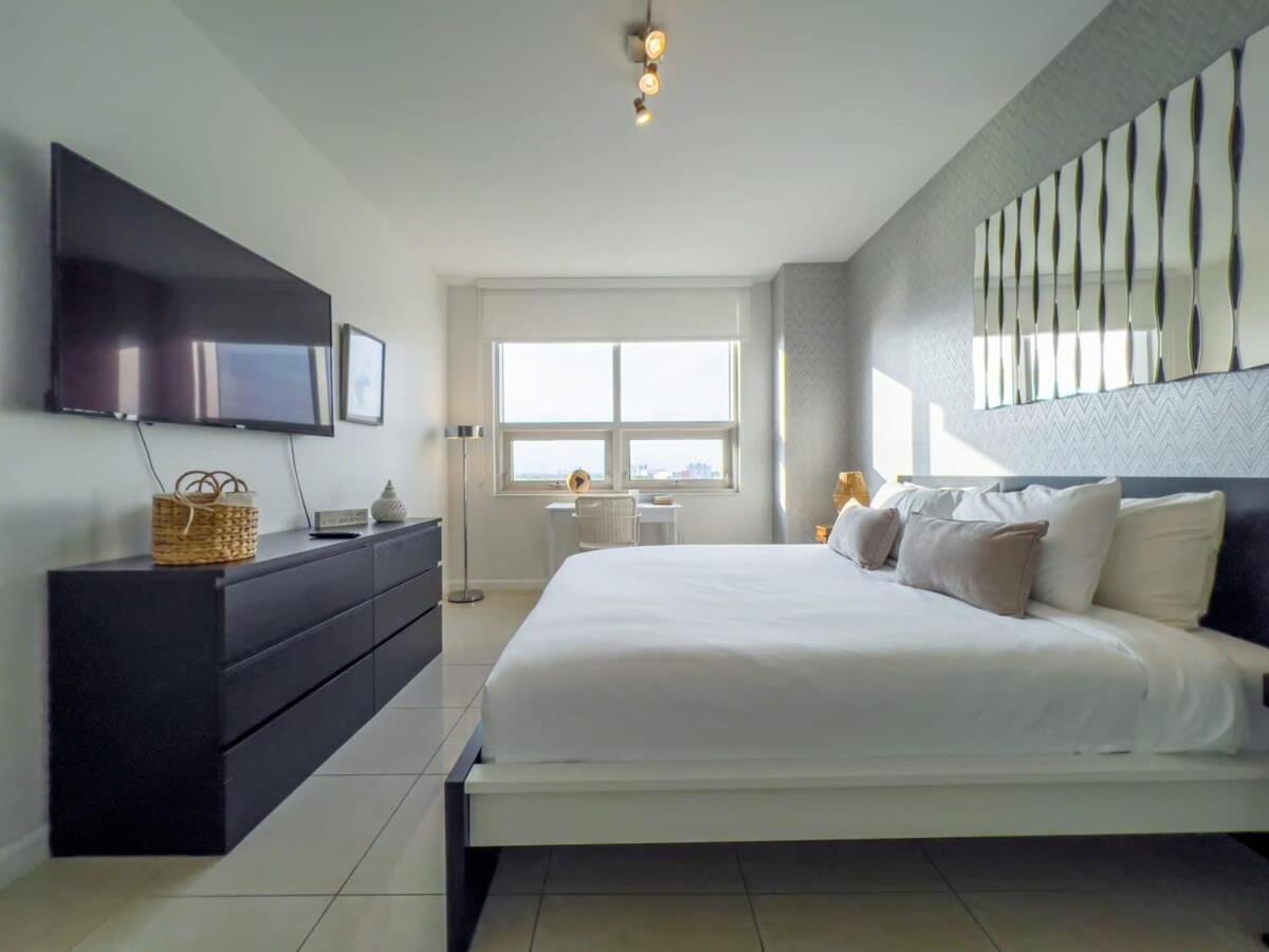 Palm Place Heart Of Miami With Parking Pool And Gym Екстер'єр фото