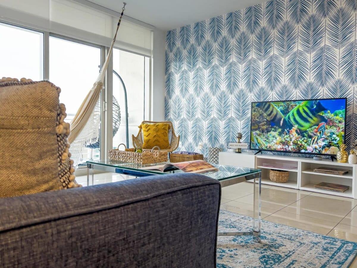 Palm Place Heart Of Miami With Parking Pool And Gym Екстер'єр фото