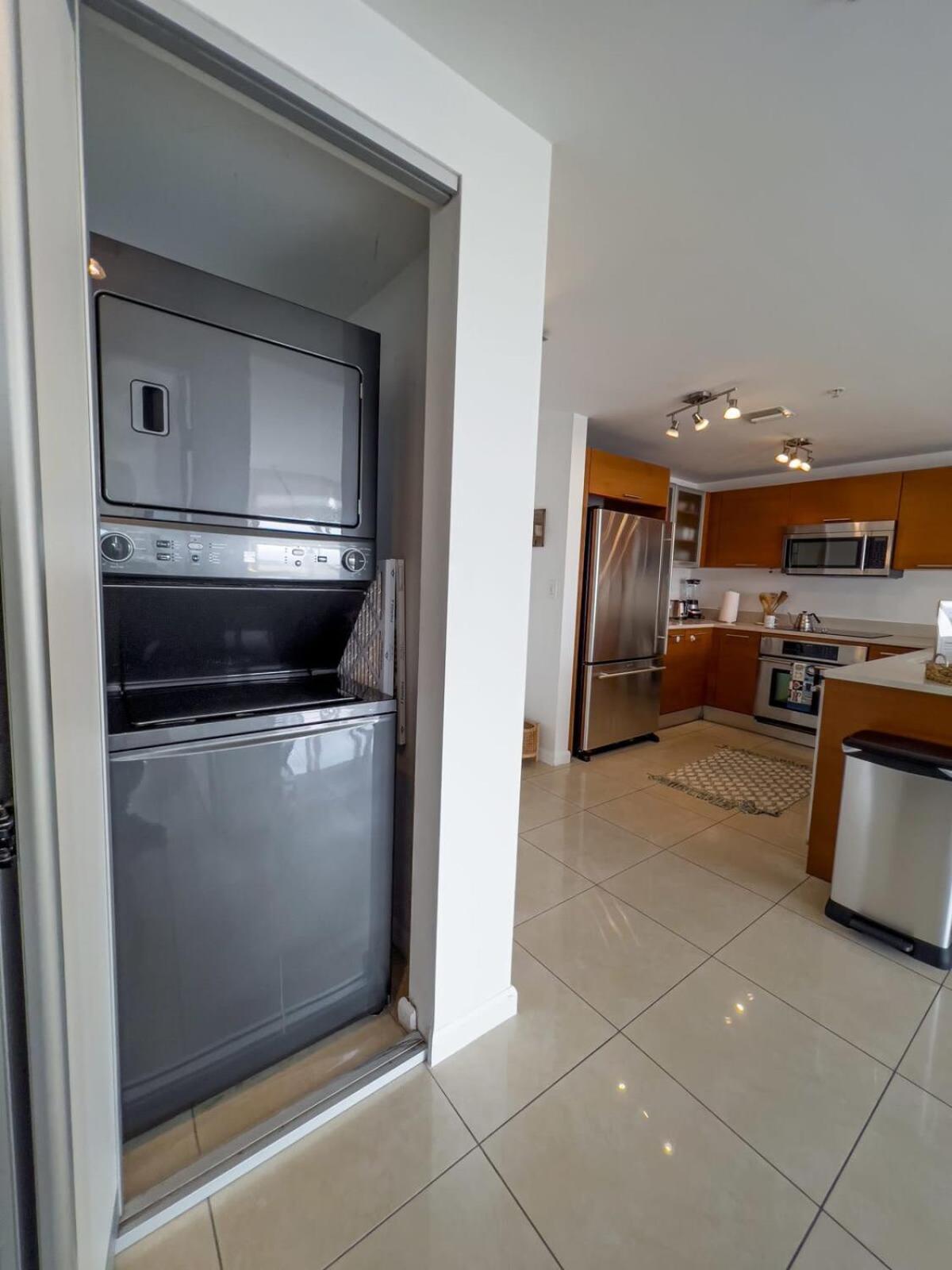 Palm Place Heart Of Miami With Parking Pool And Gym Екстер'єр фото